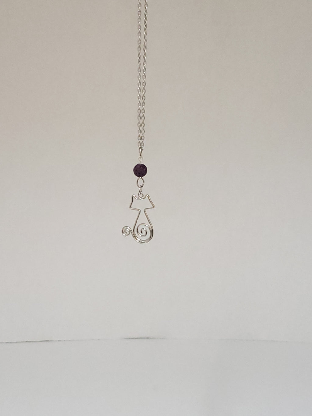 Pretty Kitty Diffuser Necklace image 3