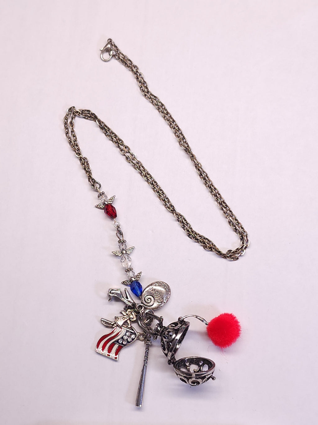 Follow Your Dreams Diffuser Necklace image 3